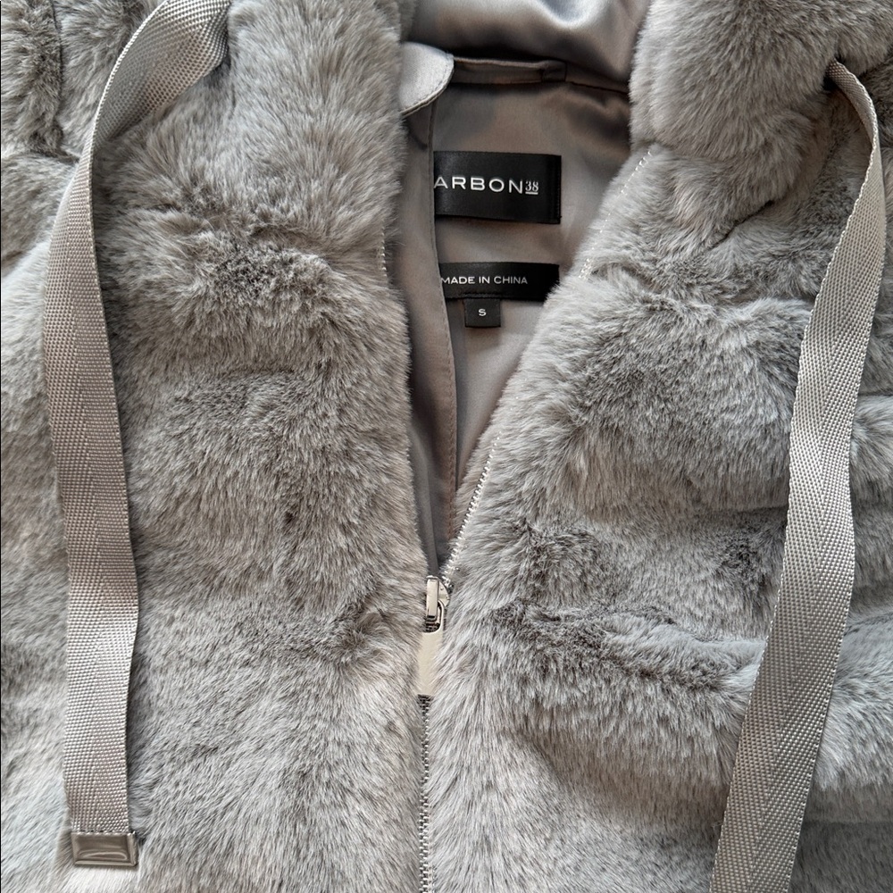 Carbon38 Light Gray Faux Fur Jacket - Picture 3 of 6